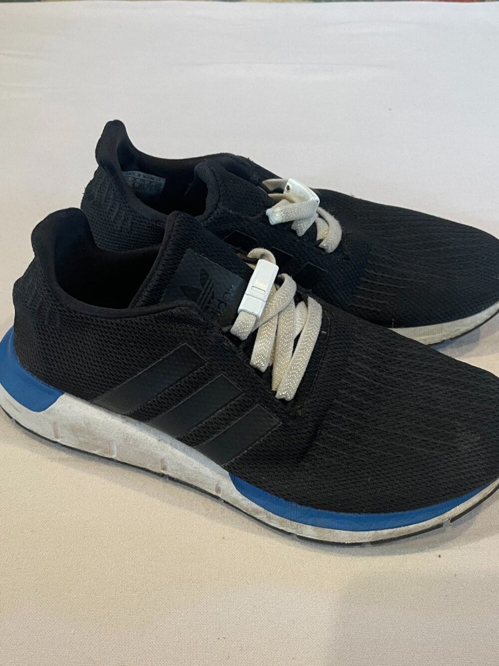 adidas boys 4.5 Black Running Sneakers with Blue Accent and White Laces